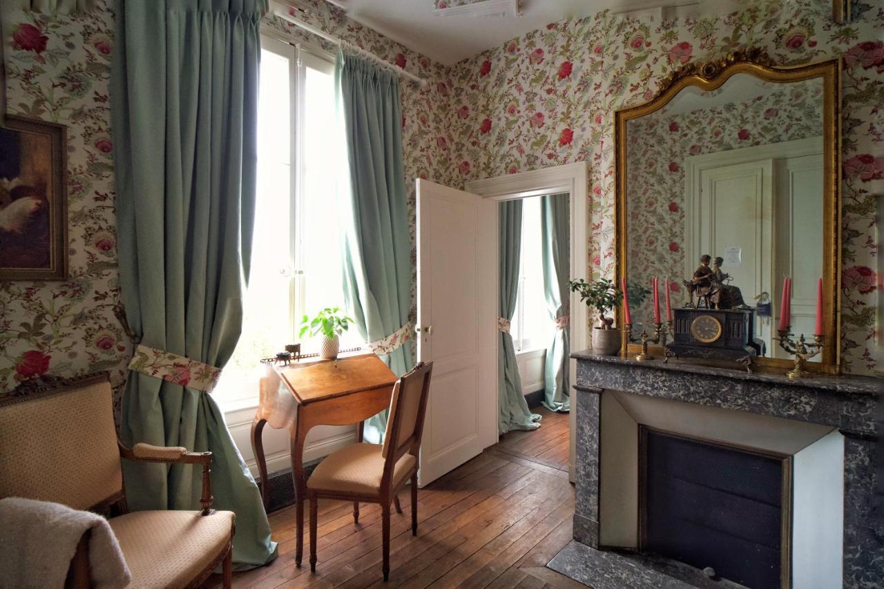 Manoir De La Salle Du Roc ブレ エクステリア 写真